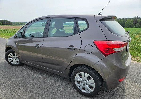 Hyundai ix20 cena 24500 przebieg: 185000, rok produkcji 2015 z Gniew małe 211